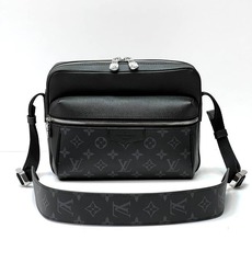 Сумка-мессенджер Louis Vuitton Outdoor, черный