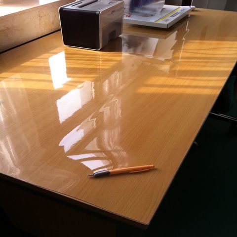 Пленка на стол прозрачная силиконовая фото