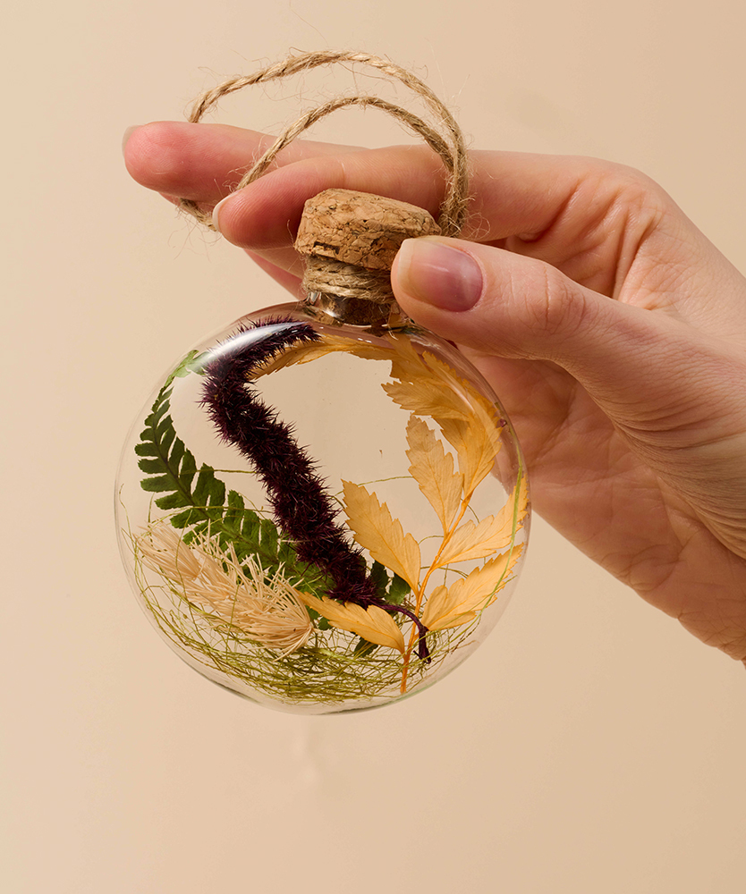 Зачарованный шар 8см 