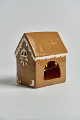 Пряничный керамический домик-подсвечник, 13х17х9 см, Дания