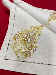 Новогодняя салфетка с вышивкой