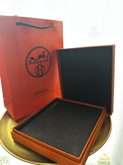 bolshaya-podarochnaya-korobka-hermes-paket