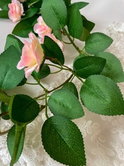 Лиана с Розами, 21 голова на лиане, Розовые розы, длина одной лианы 1,75 м, набор 1 шт.