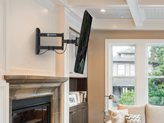 Наклонно-поворотный кронштейн ONKRON  M4Sчёрный