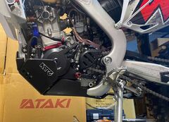 Пластиковая защита KTZ для мотоцикла Rockot R8 Avangard (ZS 177 MM) 2024