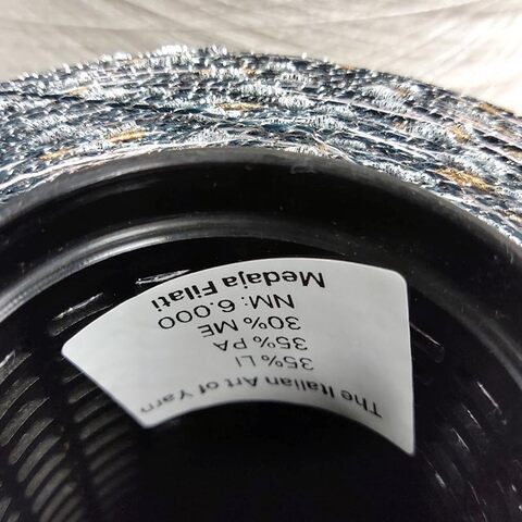 Лен (35%) с люрексом и шишибриками NODINO DI LINO 600 серый с серебром и золотом