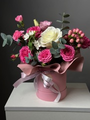 Цветы в коробке «Тасним»