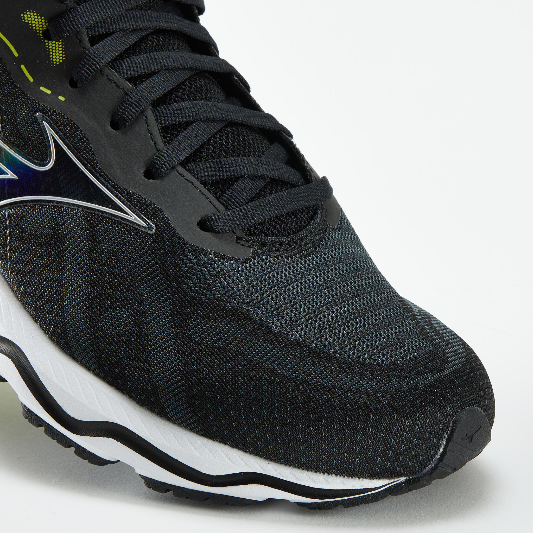 Mizuno Wave Ultima 14.