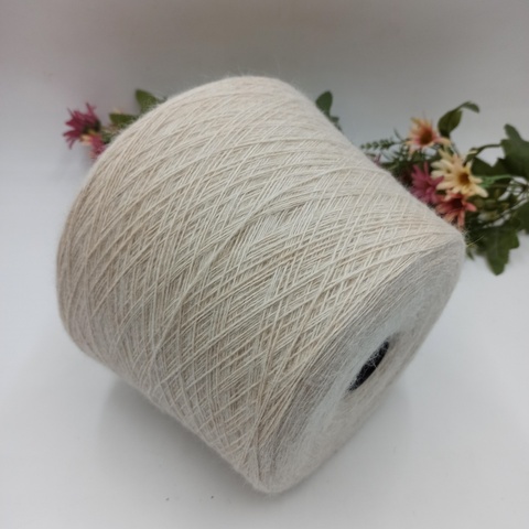 Меринос с ангорой от Zegna Baruffa 3699 60% меринос 20% ангора 20%па 750м/100гр - 820207 Овсянка 01