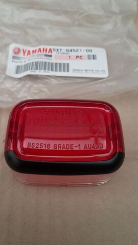 Рассеиватель заднего фонаря Yamaha 5XT845210000