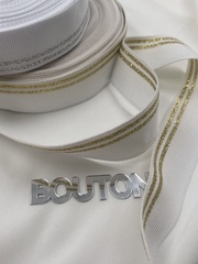 Репсовая лента белая с золотистыми полосками