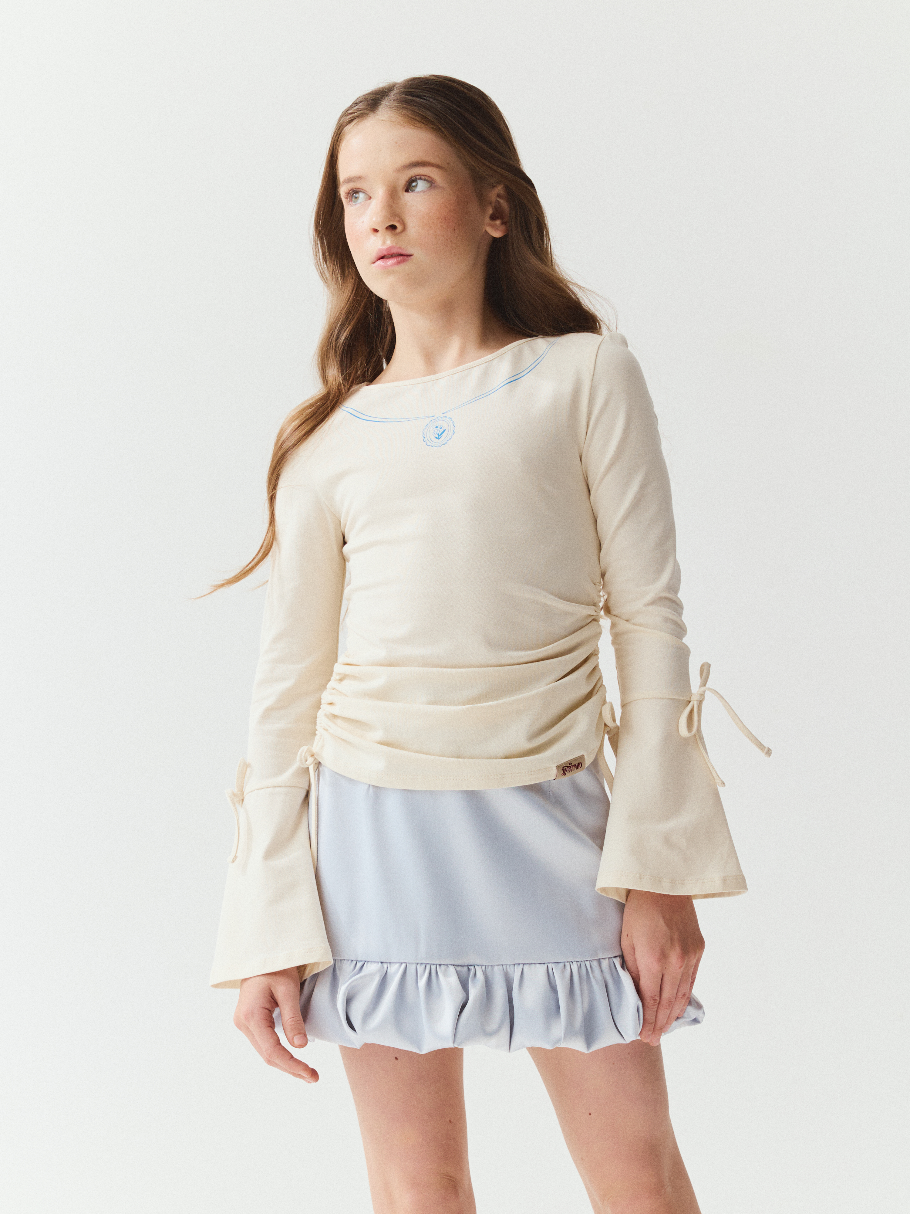 лонгслив "медальон" 7+  с промокодом