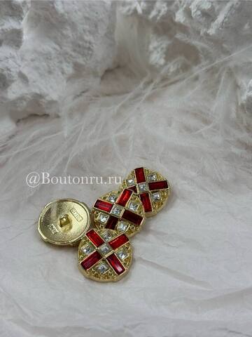 Пуговицы золотистые с красными камнями стразами