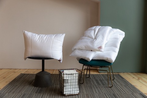 Комплект гипоаллергенных одеяла 220х240 и подушки 50x68 German Grass Non-Allergenic