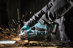 Угловая шлифовальная машина с диском 125 мм XGT® Makita GA005GM201