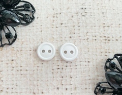 Пуговицы аминопласт, 2 прокола, d 11 мм