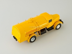 MAZ-200 tanker fueller TZ-200 Aeroflot 1:43 AutoHistory