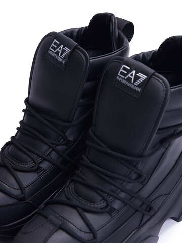 Ботинки U EA7