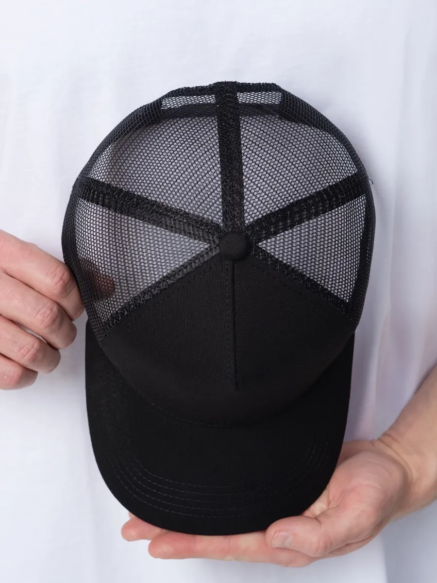 Бейсболка снепбек летняя с сеткой