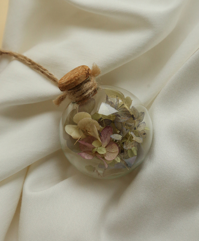 Зачарованный шар 6см 