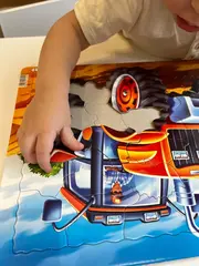 Пазл Larsen «Трактор», 37 элементов