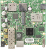 MikroTik RouterBOARD 922UAGS with 720MHz Atheros CPU, 128MB RAM, 1xGigabit LAN, USB, 1xSFP, miniPCIe, SIM slot, built-in 5Ghz 802.11a/c 2x2 two chain wireless, 2xMMCX connectors, RouterOS L4