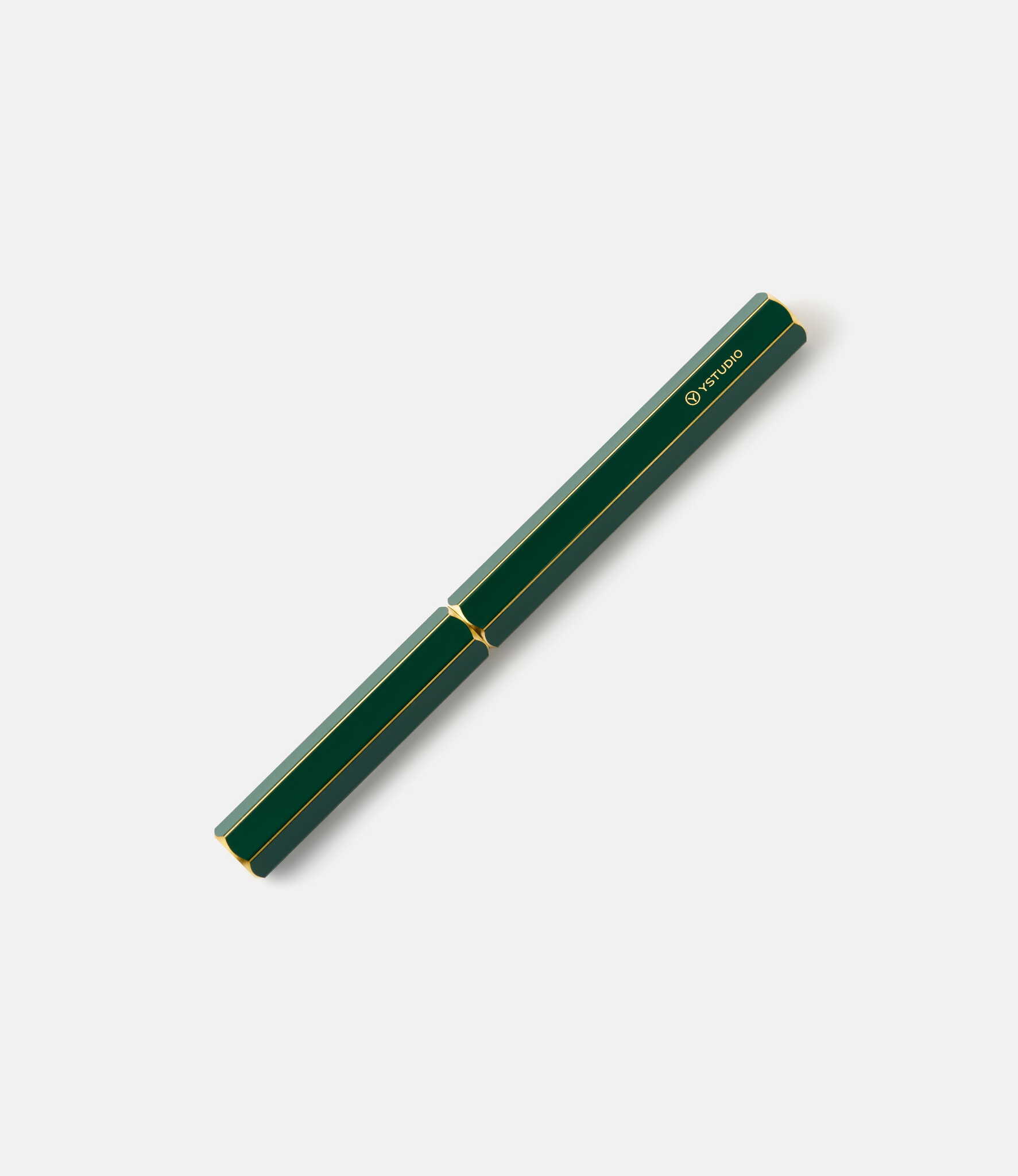 Ystudio Classic Revolve Fountain Pen Green — перьевая ручка из латуни