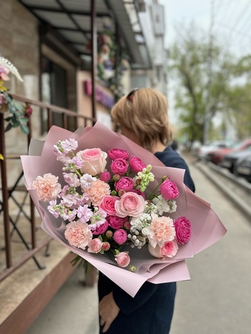 Авторский букет цветов "Ангел"/Цветы луны