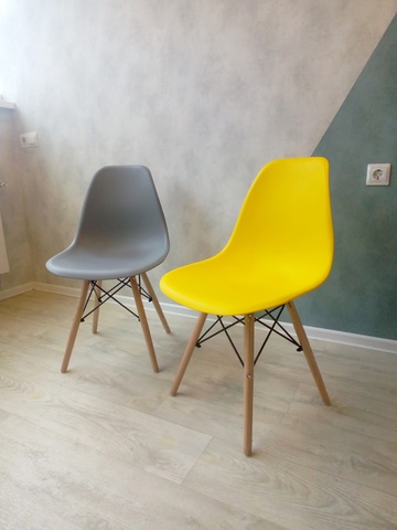 Интерьерный дизайнерский кухонный стул Eames DSW Style Wood, серый