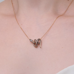 03-3096-00-000-1110-42-podveska-zmeya-iz-zolota