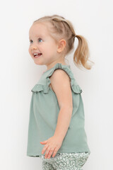 фуфайка  для девочки  КР 302443/холодная мята к475