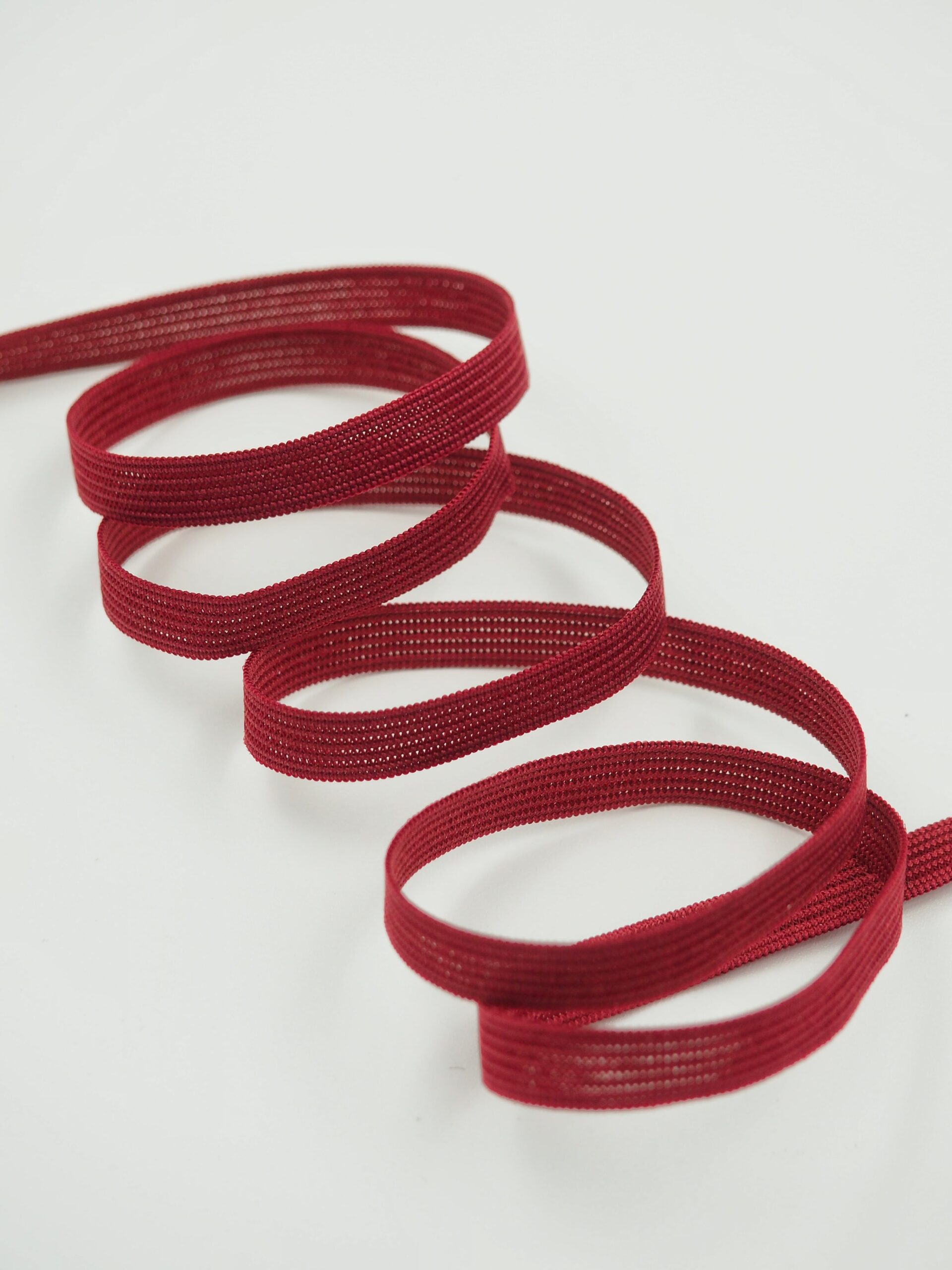 Резинка узкая бельевая бордовая ширина 6 мм