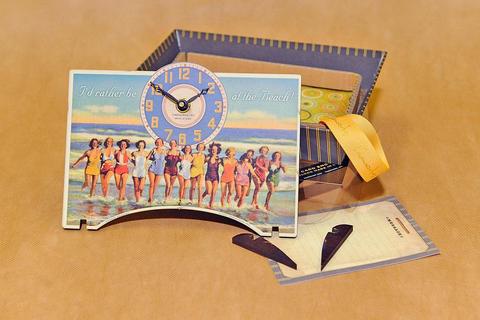 Часы настольные Timeworks At The Beach POTATB