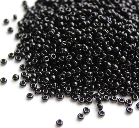 6/0 RR-0401 Opaque black