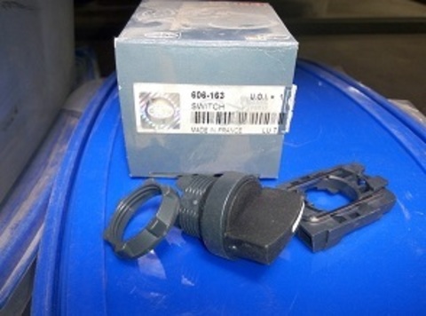 Переключатель  lever act 2P / SWITCH LEVER ACT 2 POS 1-2 C/W АРТ: 606-163