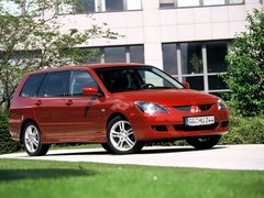 Чехлы на Mitsubishi Lancer 9 универсал 2000–2010 г.в.