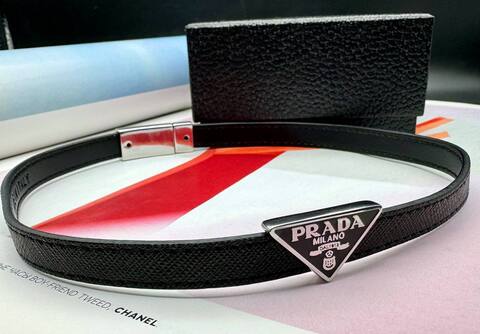 83044- Колье-чокер/браслет кожаный PRADA на магнитном замке