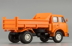 MAZ-5549 tipper orange 1:43 Nash Avtoprom