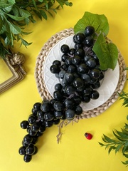 Виноград искусственный натуралистичный, БОЛЬШАЯ ГРОЗДЬ, длина 33 см., более 100 ягод, цвет темный, 1 гроздь.