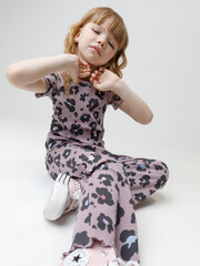 брюки  для девочки  КР 400869/сиреневый 3304 Н091 к617