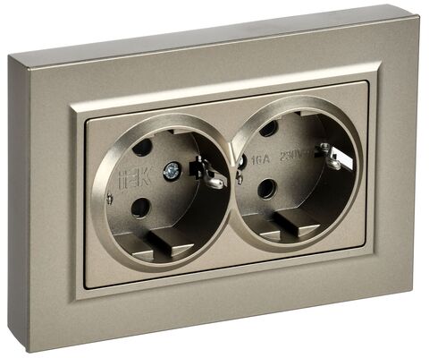 BRITE Роз. 2-я с з/к/ш пл 16А в сб. РСшПл12-3-БрШ шамп. IEK