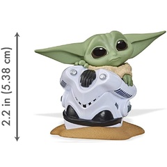 Звёздные войны: Мандалорец 2 Малыш Йода 6 см Спрятавшийся в Шлеме