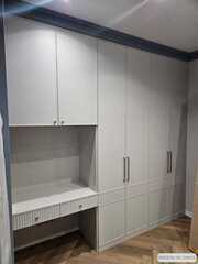 Шкаф с местом для работы