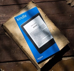 Электронная книга Amazon Kindle 10 2019-2020 8 Гб Ad-Supported Black (черная)