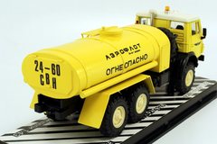 KAMAZ-4310 AC-7 tanker fuel bowsers Aeroflot (plastic box) 1993 Elecon Arek 1:43