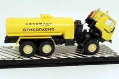 KAMAZ-4310 AC-7 tanker fuel bowsers Aeroflot (plastic box) 1993 Elecon Arek 1:43