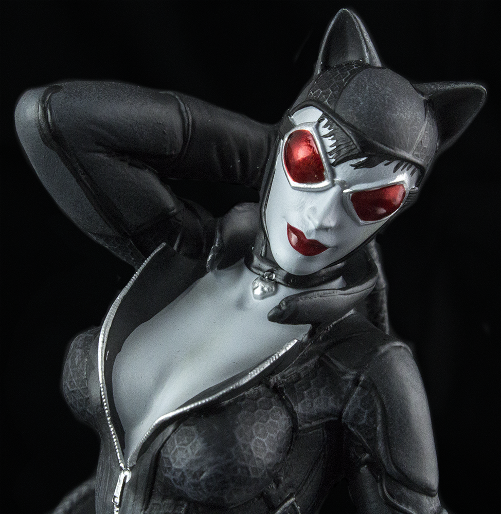 Статуэтка Женщина кошка: купить фигурку Catwoman из игры Batman Arkham City  в интернет магазине Toyszone.ru