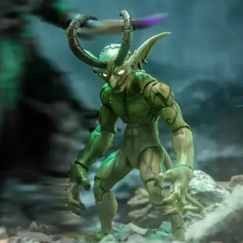 Фигурка Никромант Шарман и бес из игры World Of Warcraft 1/12