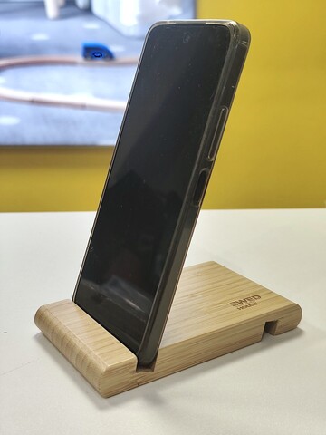 Подставка для мобильного телефона Kvitten 7,7х12,5х0,8 , бамбук