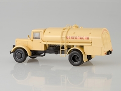 MAZ-200 tanker fueller TZ-200 beige 1:43 AutoHistory